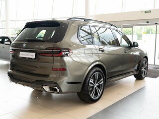 2024 BMW X7 40d I (G07) Рестайлинг, серый, 17950000 рублей, вид 5