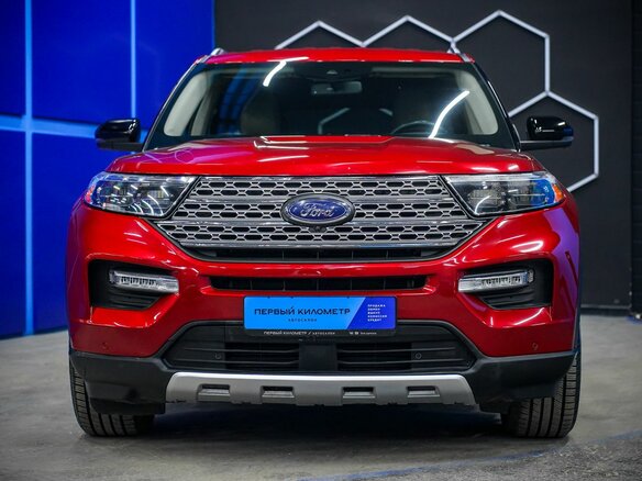 2019 Ford Explorer VI, красный, 3695000 рублей - вид 3