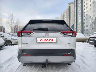 2021 Toyota RAV4 V (XA50), белый, 3650000 рублей, вид 3