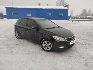 2012 Kia Ceed I Рестайлинг, чёрный, 750000 рублей, вид 3
