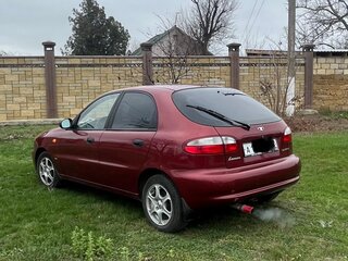 2003 Daewoo Lanos, красный, 400000 рублей, вид 1