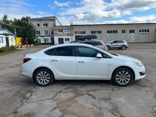 2012 Opel Astra J Рестайлинг, белый, 895000 рублей, вид 4