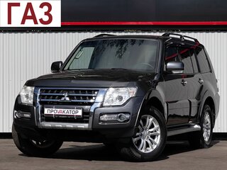 2017 Mitsubishi Pajero IV Рестайлинг 2, серый, 2977000 рублей, вид 1
