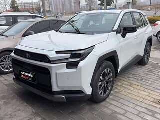 2026 Toyota RAV4 VI (XA60), белый, 4340000 рублей, вид 1