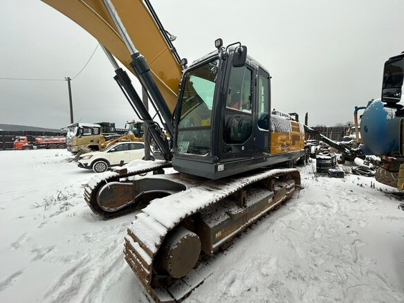 2023 XCMG XE335C, жёлтый, 9550000 рублей