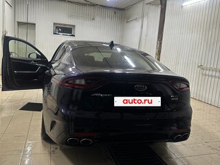 2018 Kia Stinger I, синий, 2500000 рублей, вид 4