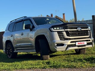 2012 Toyota Land Cruiser 200 Series Рестайлинг 1, серебристый, 4600000 рублей, вид 4
