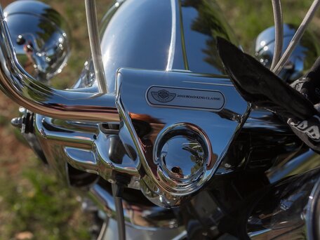 2003 Harley-Davidson Road King, серебристый, 3700000 рублей, вид 5