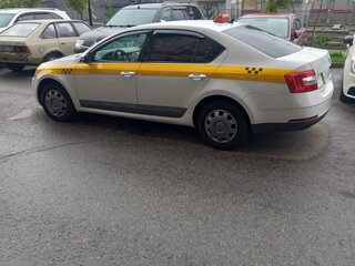 2018 Skoda Octavia III (A7) Рестайлинг, белый, 790000 рублей, вид 5