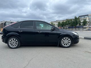 2008 Ford Focus II Рестайлинг, чёрный, 545000 рублей, вид 4