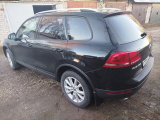 2013 Volkswagen Touareg II, чёрный, 1975000 рублей, вид 5