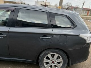 2013 Mitsubishi Outlander III, серый, 1150000 рублей, вид 3