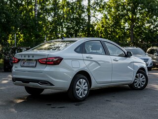 2024 Lada (ВАЗ) Vesta I Рестайлинг (NG), белый, 1166000 рублей, вид 2