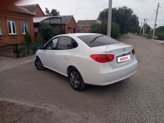 2010 Hyundai Elantra IV (HD), белый, 570000 рублей, вид 5
