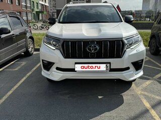 2022 Toyota Land Cruiser Prado 150 Series Рестайлинг 3, белый, 7108000 рублей, вид 3