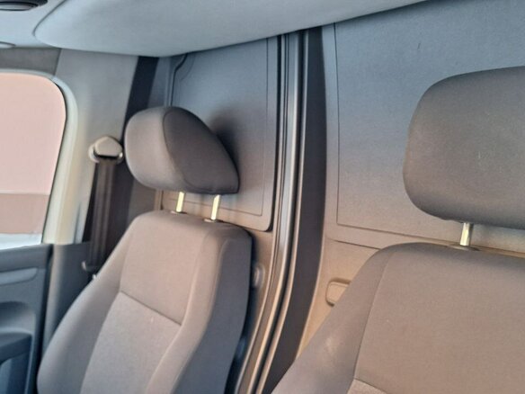 2014 Volkswagen Caddy, белый, 850000 рублей - вид 2