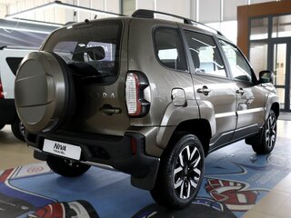 2026 Lada (ВАЗ) Niva Travel I Рестайлинг, коричневый, 1929000 рублей, вид 3