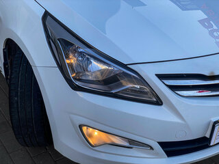 2015 Hyundai Solaris I Рестайлинг, белый, 978000 рублей, вид 4