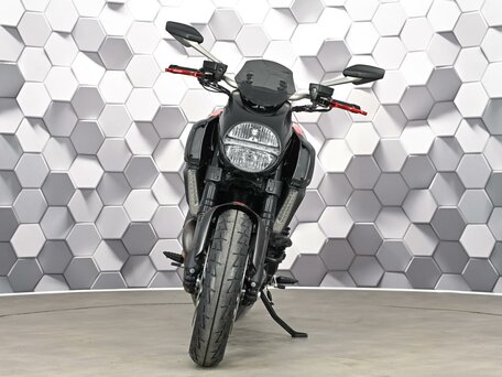 2011 Ducati Diavel Carbon, чёрный, 749000 рублей, вид 5