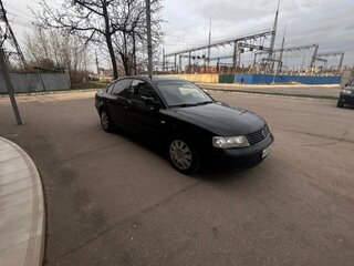 1998 Volkswagen Passat B5, чёрный, 340000 рублей, вид 2