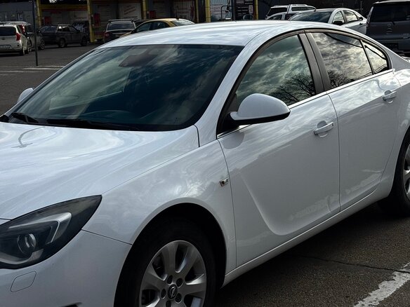 2014 Opel Insignia I Рестайлинг, белый, 1050000 рублей - вид 5