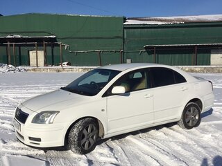 2004 Toyota Avensis II, белый, 683000 рублей, вид 2