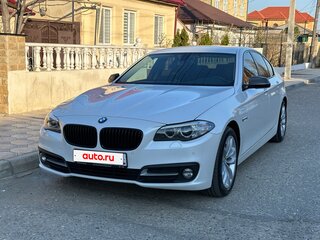 2016 BMW 5 серии 520i VI (F10/F11/F07) Рестайлинг, белый, 2650000 рублей, вид 3