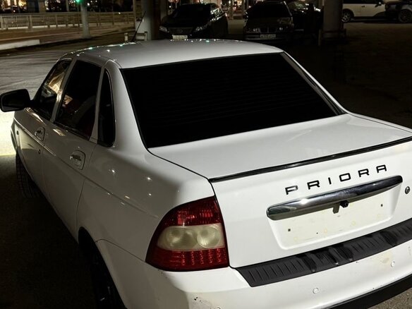 2013 Lada (ВАЗ) Priora I Рестайлинг, белый, 400000 рублей - вид 14