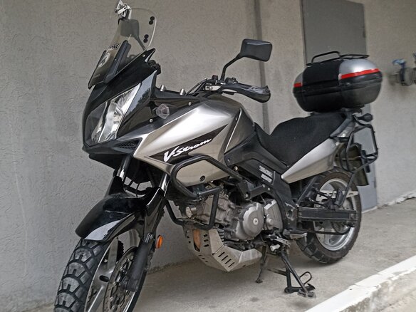 2009 Suzuki V-Strom DL 650, серый, 495000 рублей - вид 2