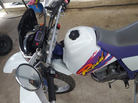 1997 Yamaha TT250R, белый, 350000 рублей, вид 5