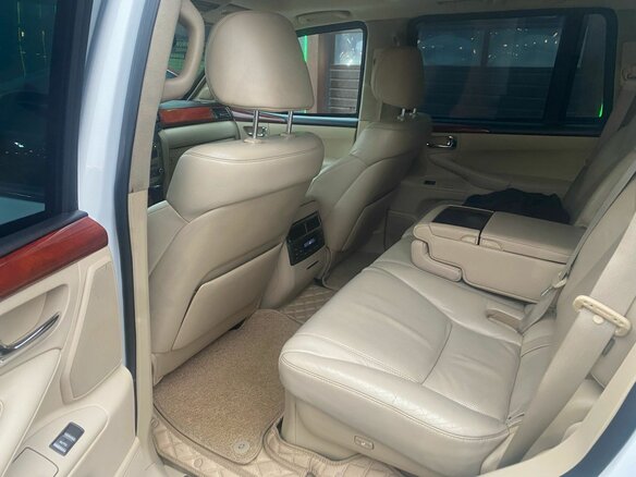 2010 Lexus LX 570 III, белый, 7500000 рублей - вид 11