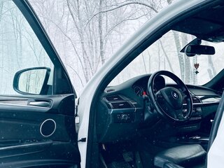 2012 BMW X5 50i II (E70) Рестайлинг, белый, 1850000 рублей, вид 5