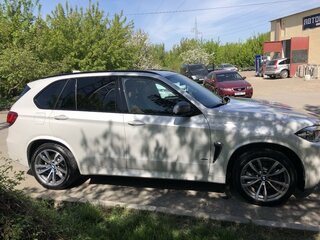 2016 BMW X5 40d III (F15), белый, 4100000 рублей, вид 4
