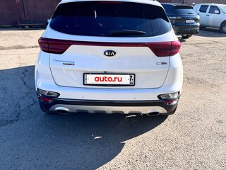 2018 Kia Sportage IV Рестайлинг, белый, 2450000 рублей, вид 4