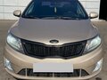 2013 Kia Rio 4-speed III, бежевый, 930000 рублей - вид 2