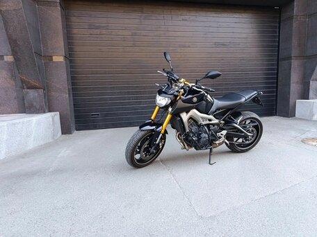 2015 Yamaha MT-09 (FZ-09), фиолетовый, 650000 рублей, вид 2