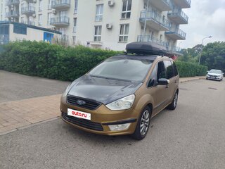 2014 Ford Galaxy II Рестайлинг, жёлтый, 700000 рублей, вид 2