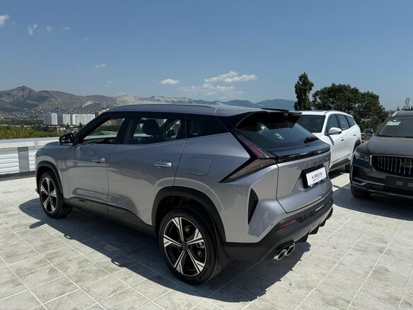 2026 Geely Cityray, серый, 3299990 рублей - вид 3