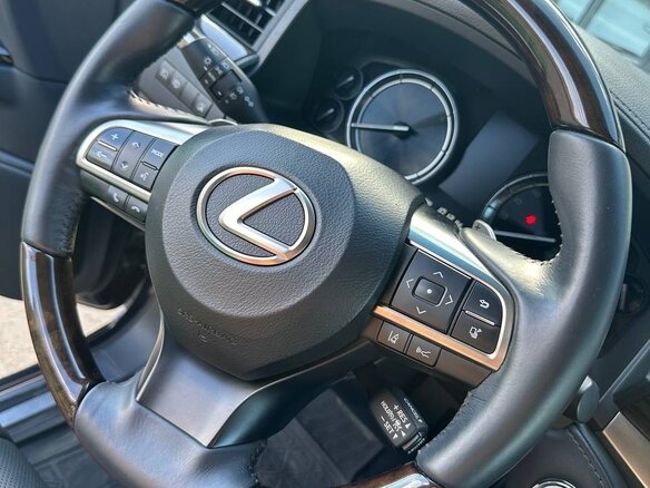 2016 Lexus LX 450d III Рестайлинг 2, синий, 7700000 рублей - вид 14