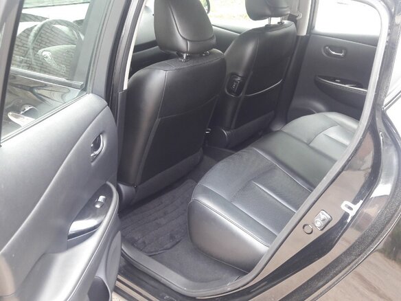 2014 Nissan Leaf (EM57) I (ZE0/AZE0), чёрный, 1490000 рублей - вид 13
