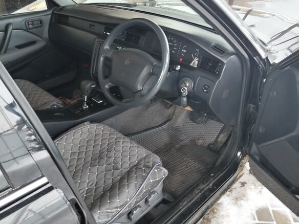 2000 Toyota Crown X (S150), чёрный, 1800000 рублей - вид 6