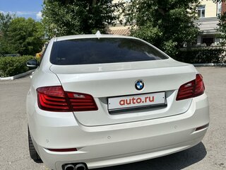 2014 BMW 5 серии 520i VI (F10/F11/F07) Рестайлинг, белый, 1999000 рублей, вид 4