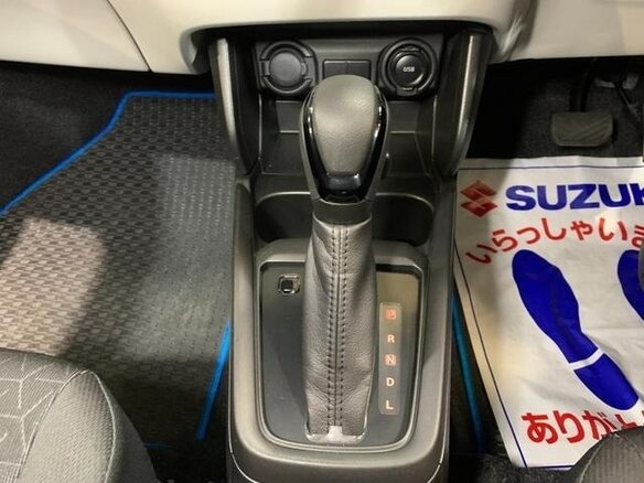 2023 Suzuki Swift VI, белый, 1323750 рублей - вид 15