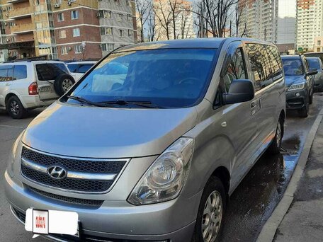 2011 Hyundai Grand Starex, серый, 1300000 рублей, вид 4