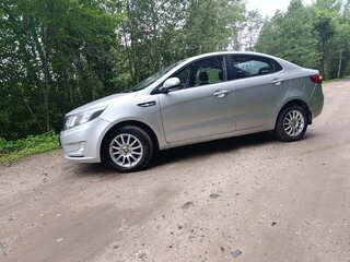 2012 Kia Rio 5-speed III, серый, 500000 рублей, вид 4
