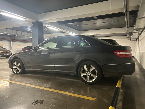 2012 Mercedes-Benz E-Класс 200 7G-Tronic IV (W212, S212, C207), чёрный, 1500000 рублей - вид 3