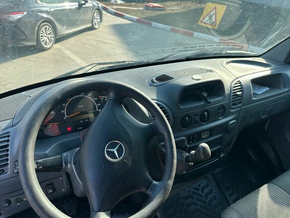 2018 Mercedes-Benz Sprinter, белый, 1500000 рублей - вид 4