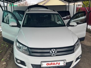 2012 Volkswagen Tiguan I Рестайлинг, белый, 1250000 рублей, вид 1