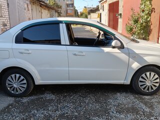 2010 Chevrolet Aveo I Рестайлинг, белый, 350000 рублей, вид 4