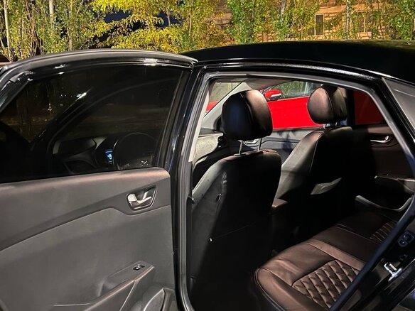 2021 Hyundai Solaris II Рестайлинг, чёрный, 1850000 рублей - вид 13